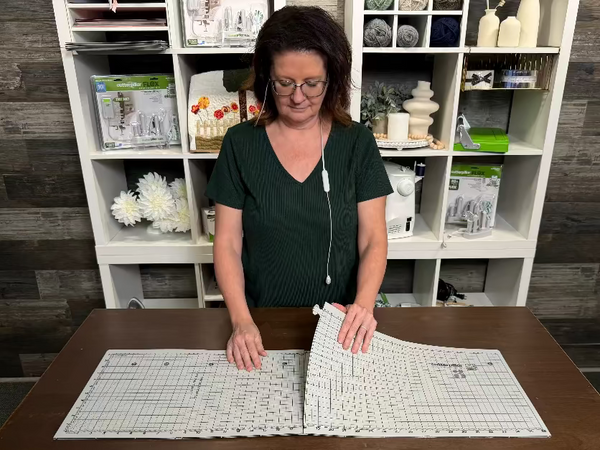 SELF-HEALING CUTTING MAT