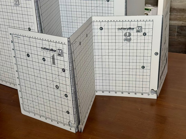 SELF-HEALING CUTTING MAT