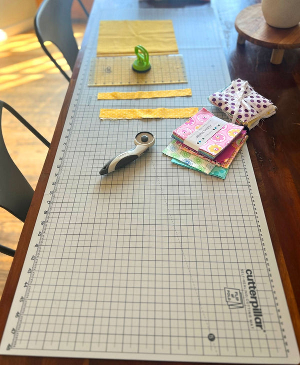 CUTTERPILLAR FLIP & FOLD 48 WITH CLAMP LIGHT