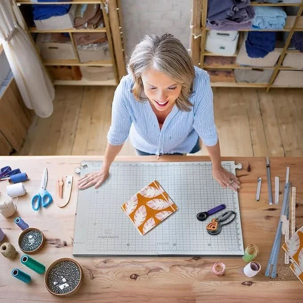 CUTTERPILLAR FLIP AND FOLD 48 SELF-HEALING CUTTING MAT – CutterPillar